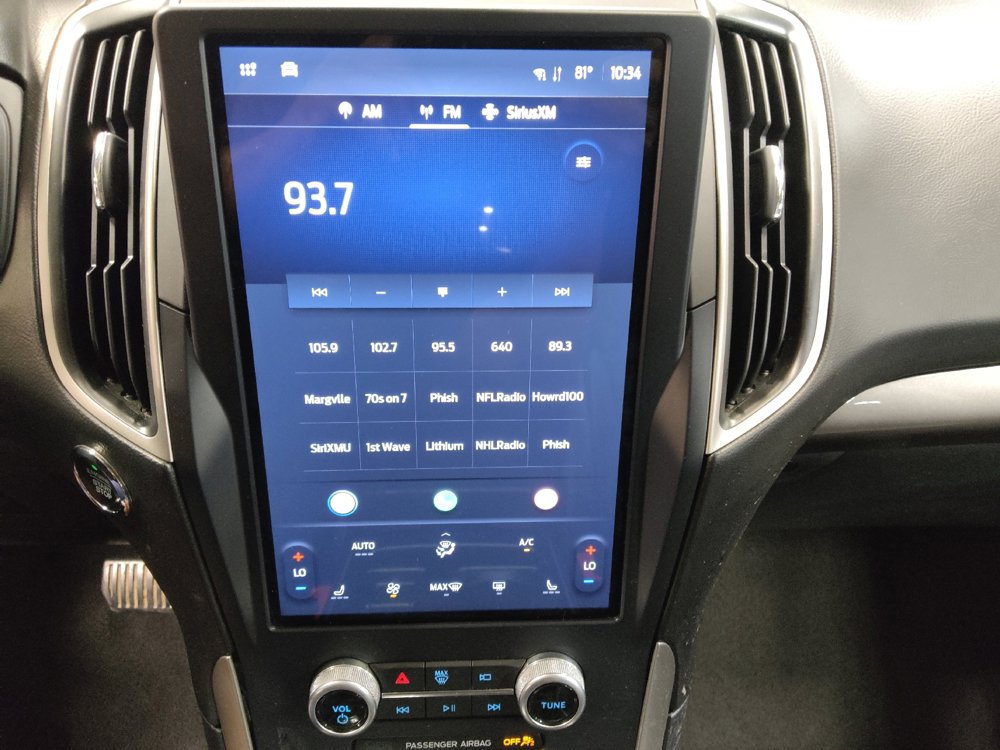 Used 2023 Ford Edge SEL image 25