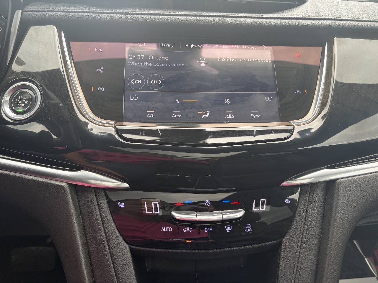 Used 2022 Cadillac XT6 Premium Luxury w/ Technology Package AWD/4WD image 27