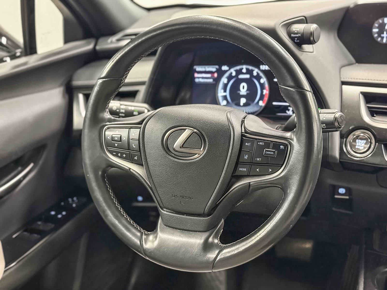 Used 2022 Lexus UX 200 w/ Accessory Package (Z2) FWD image 15