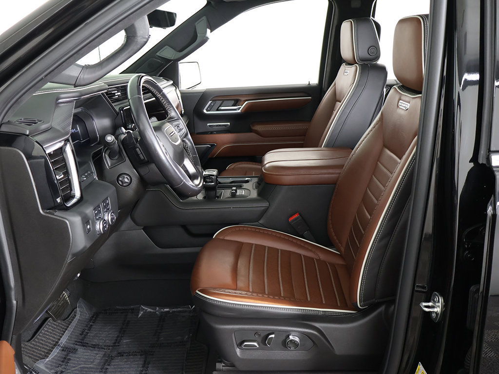 Used 2024 GMC Sierra 1500 Denali Ultimate AWD/4WD image 37