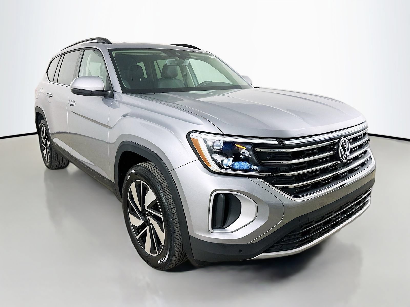 New 2026 Volkswagen Atlas SE AWD/4WD image 3