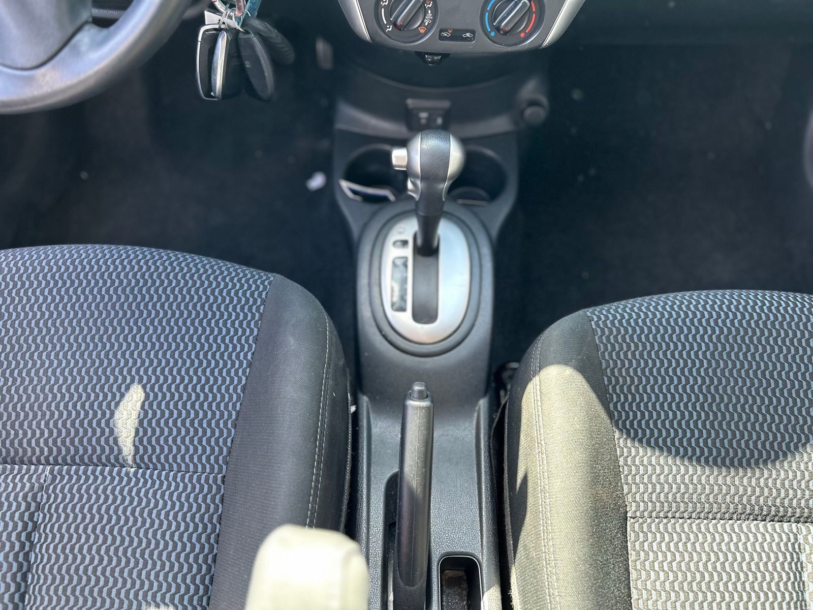 Used 2019 Nissan Versa Note SV FWD image 18