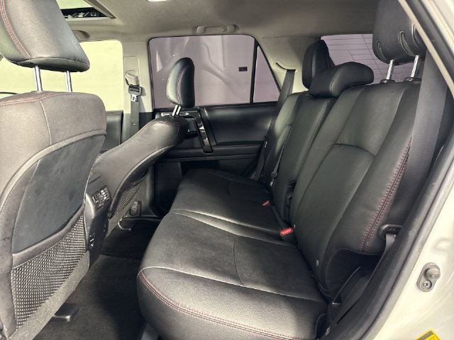Used 2018 Toyota 4Runner TRD Off-Road Premium AWD/4WD image 22