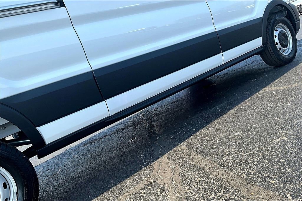 New 2026 Ford Transit 250 148 Medium Roof image 16