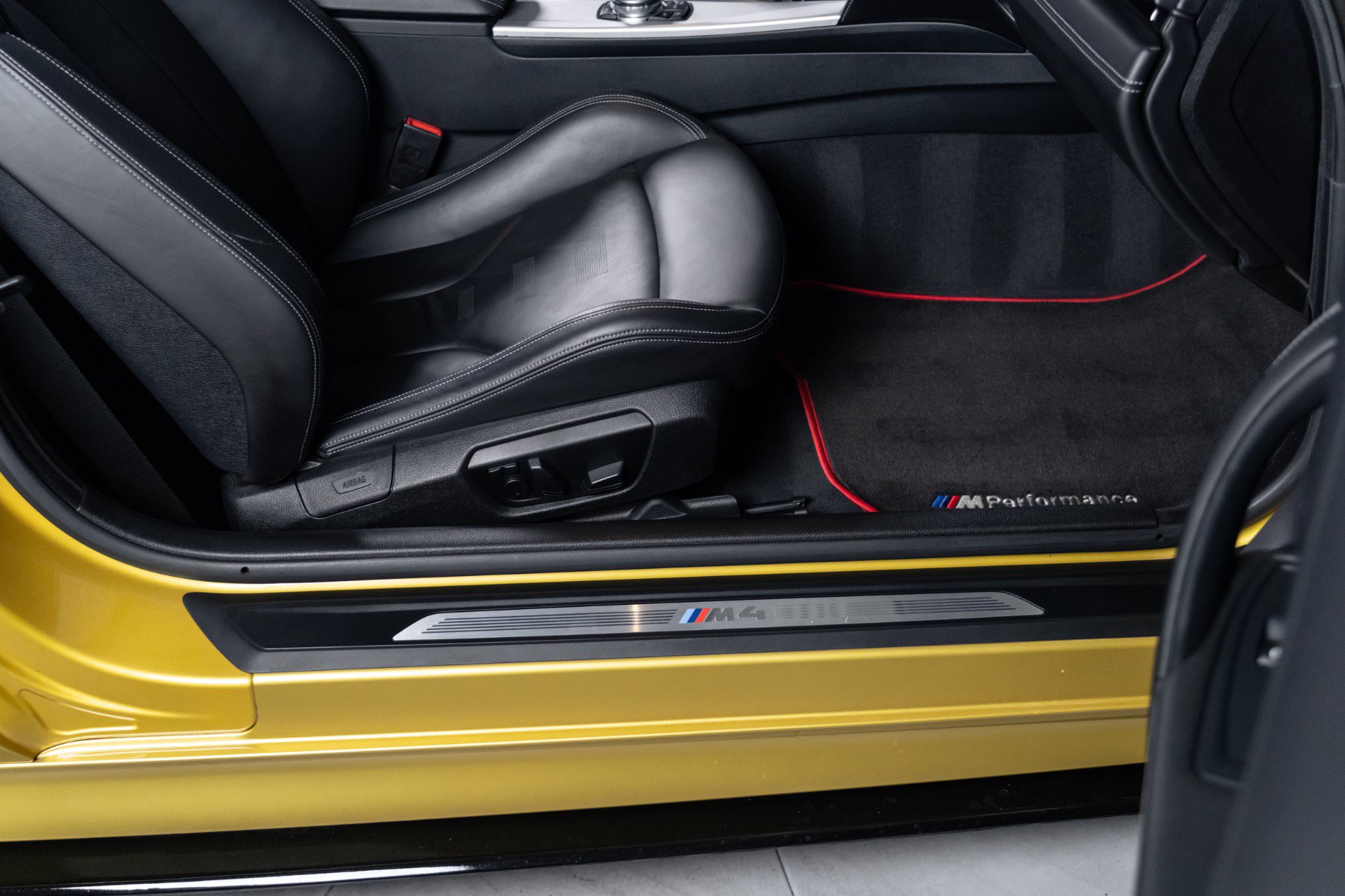 Used 2015 BMW M4 Coupe RWD image 58