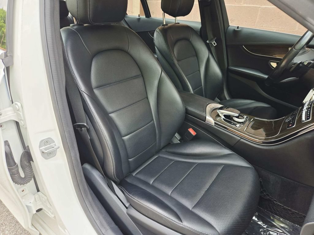 Used 2016 Mercedes-Benz C 300 4MATIC Sedan image 16