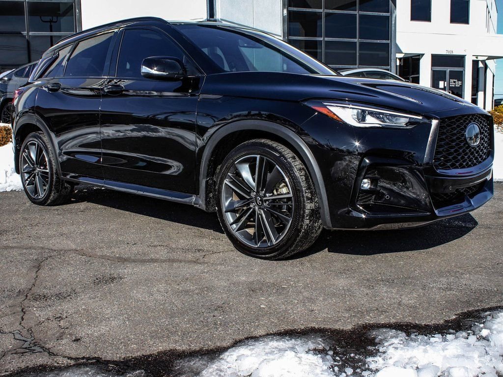 Used 2025 INFINITI QX50 Sport AWD/4WD image 3