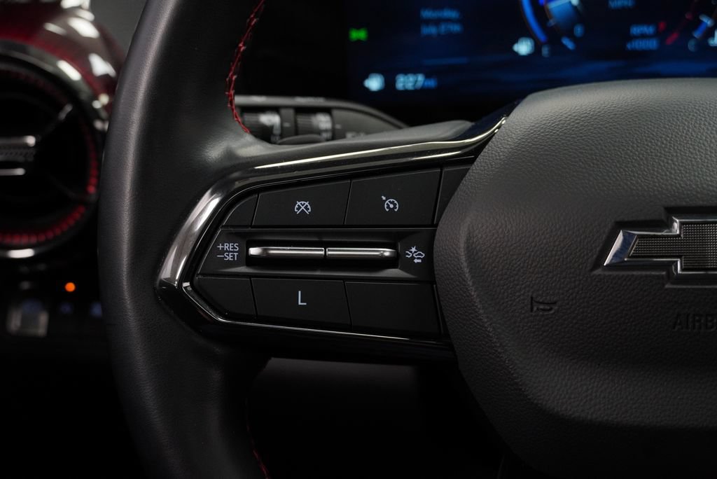 Certified 2025 Chevrolet Equinox RS w/ Safety and Technology Package FWD image 23