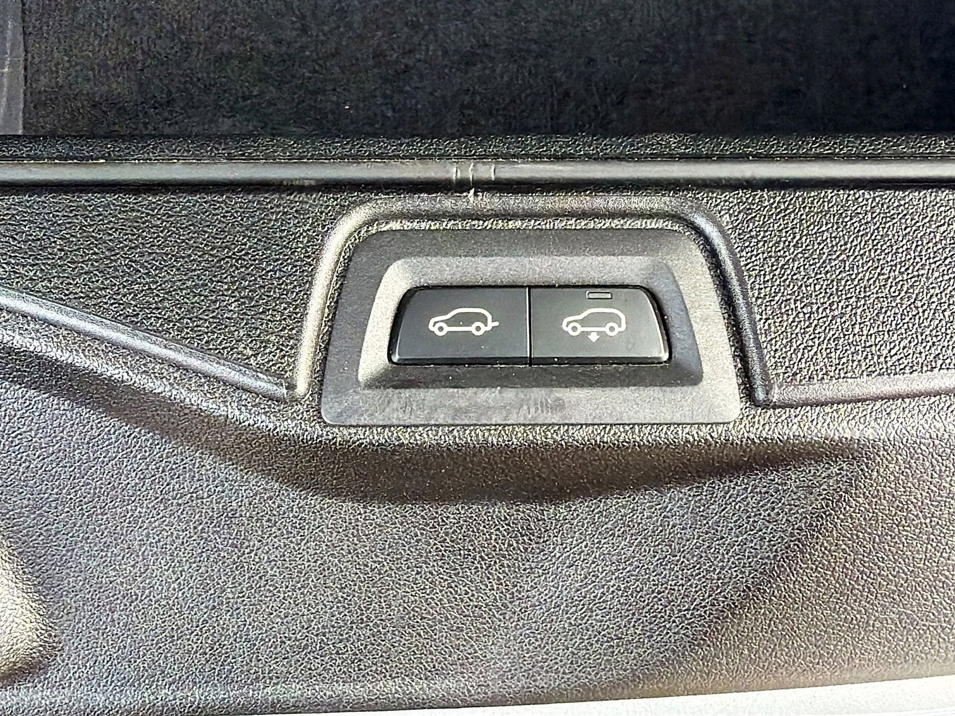 Certified 2024 BMW X7 xDrive40i image 49