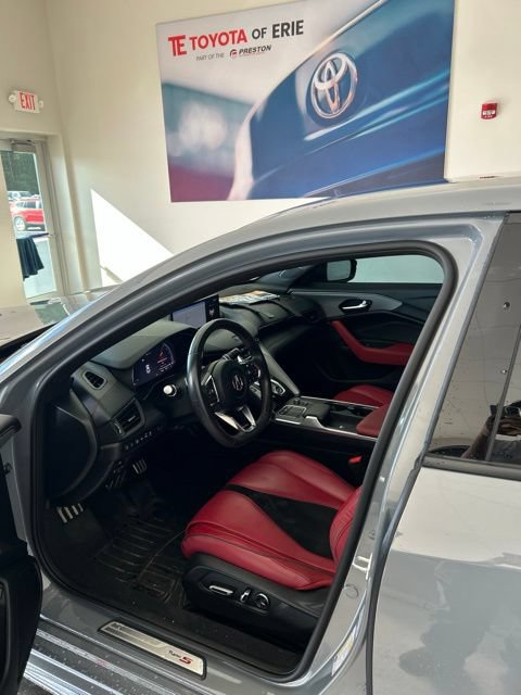 Used 2025 Acura TLX Type S AWD/4WD image 10
