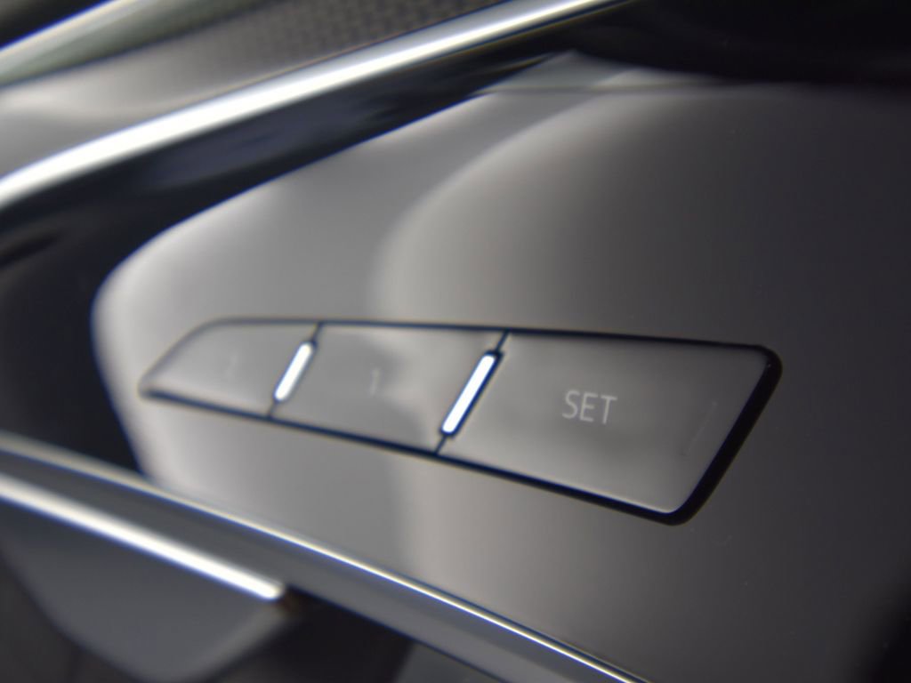 New 2025 Audi S8 image 22