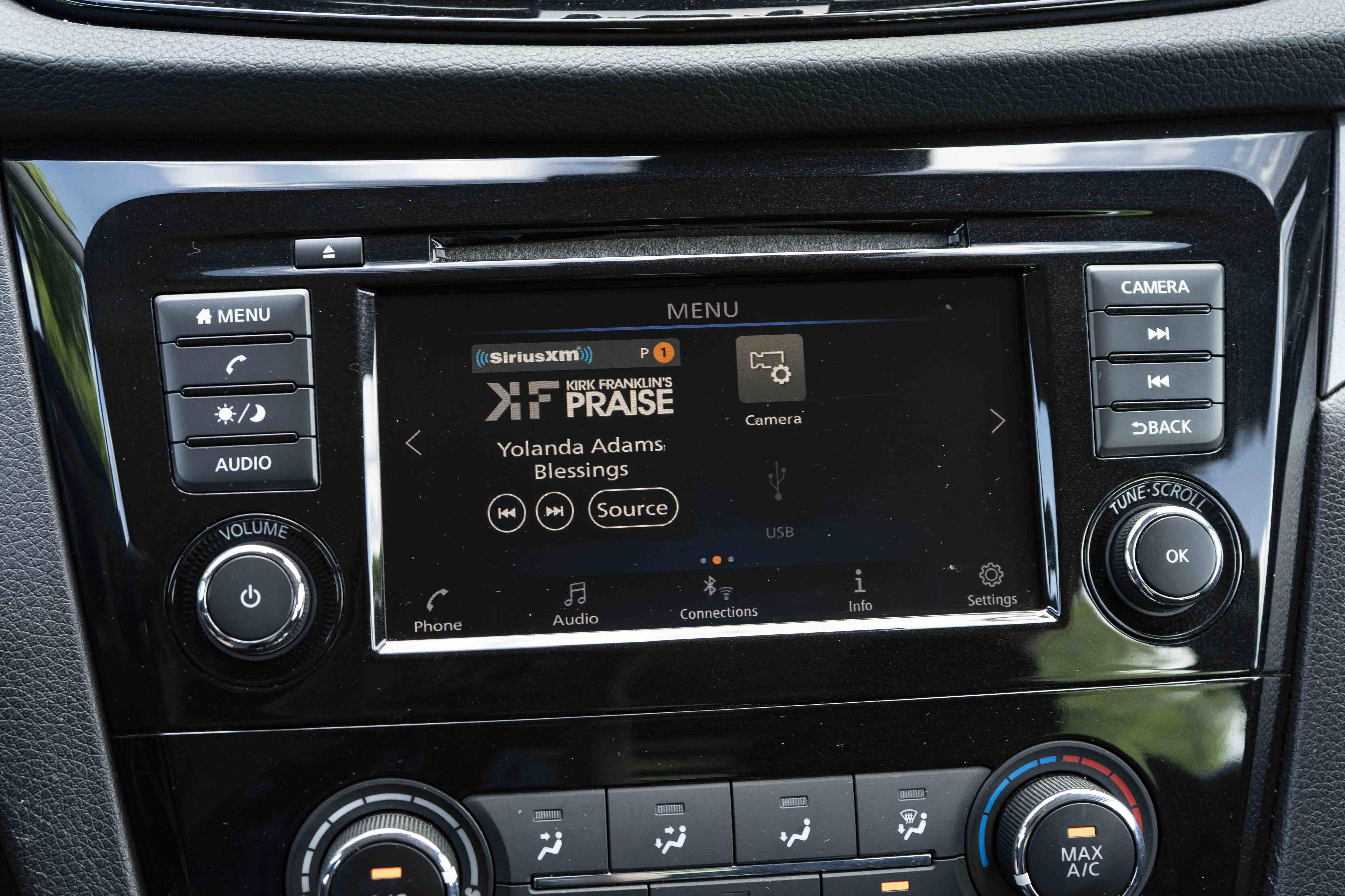 Used 2020 Nissan Rogue Sport S w/ Appearance Package FWD image 28