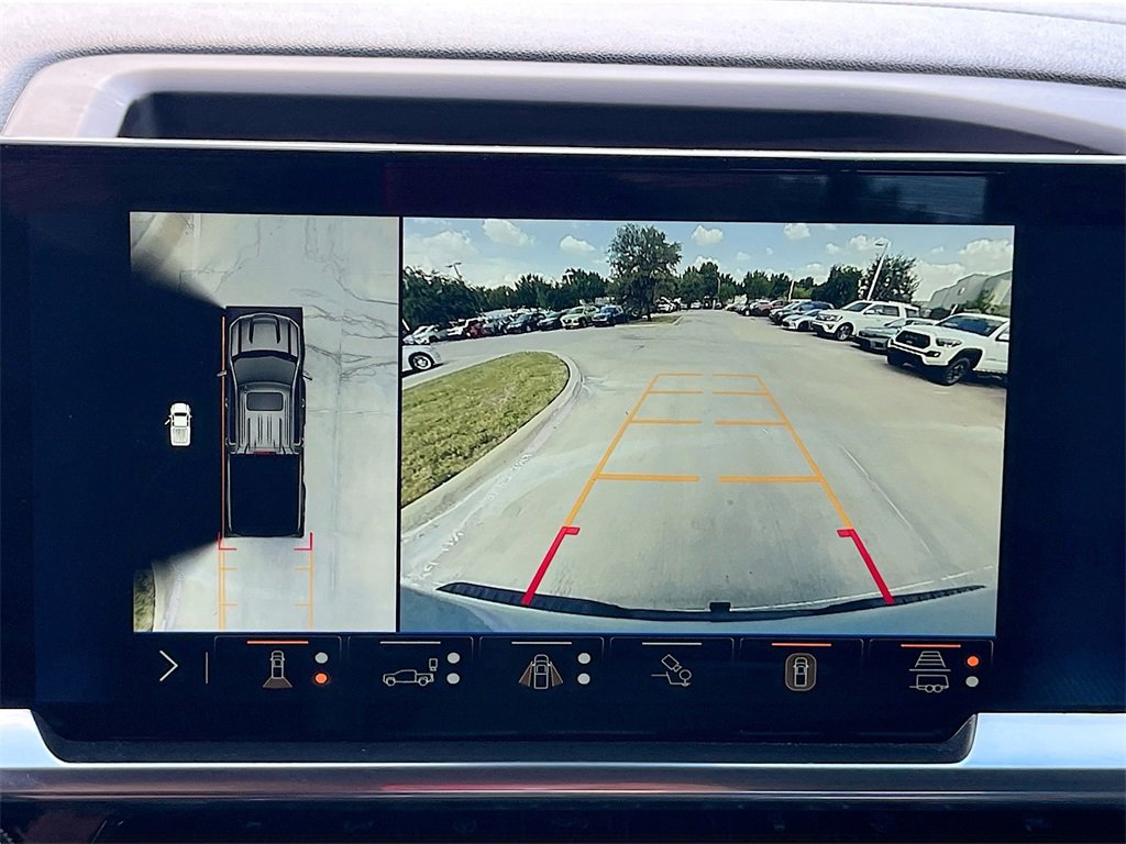 Used 2024 Chevrolet Silverado 1500 LT Trail Boss w/ Convenience Package II image 14