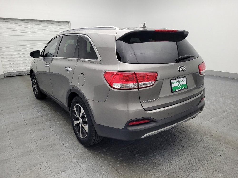 Used 2017 Kia Sorento EX image 5