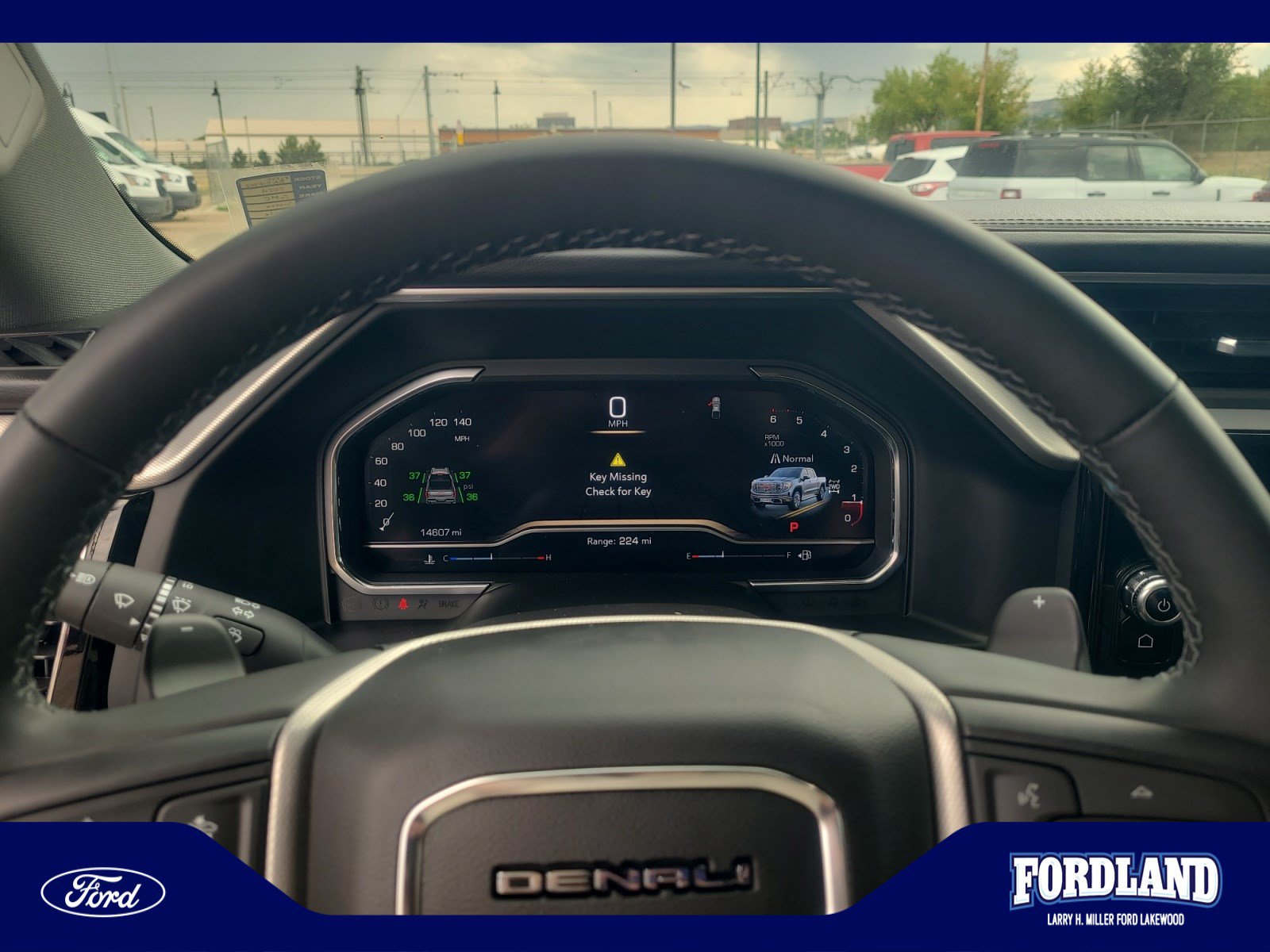 Used 2024 GMC Sierra 1500 Denali w/ Denali Reserve Package AWD/4WD image 10