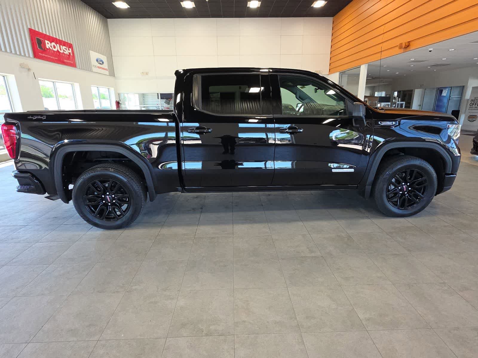 Used 2024 GMC Sierra 1500 Elevation AWD/4WD image 6