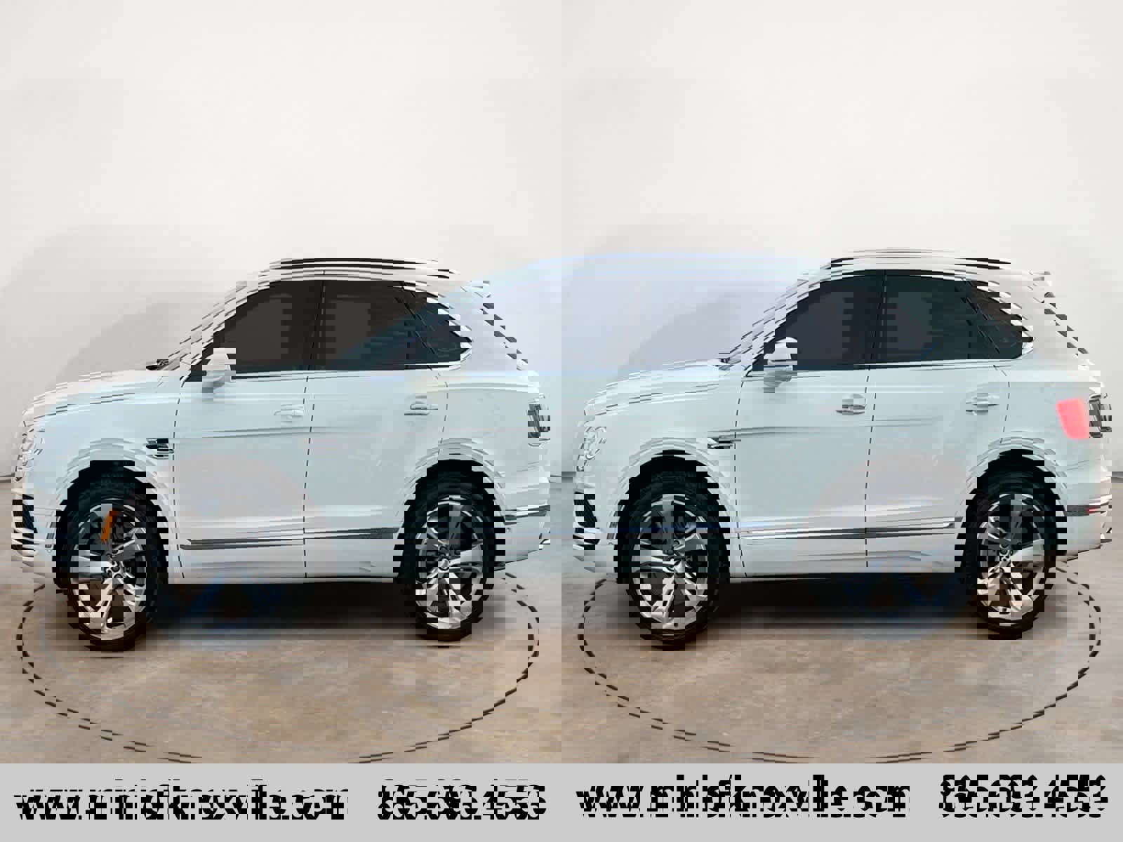 Used 2019 Bentley Bentayga image 6