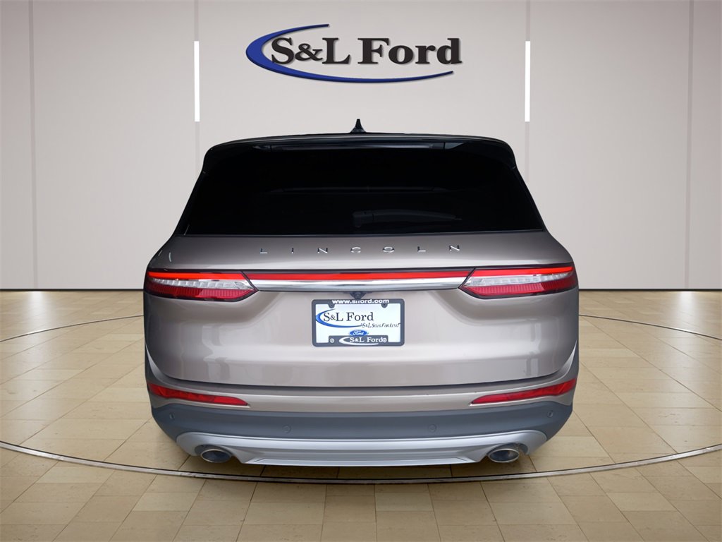 Used 2021 Lincoln Corsair Reserve image 5