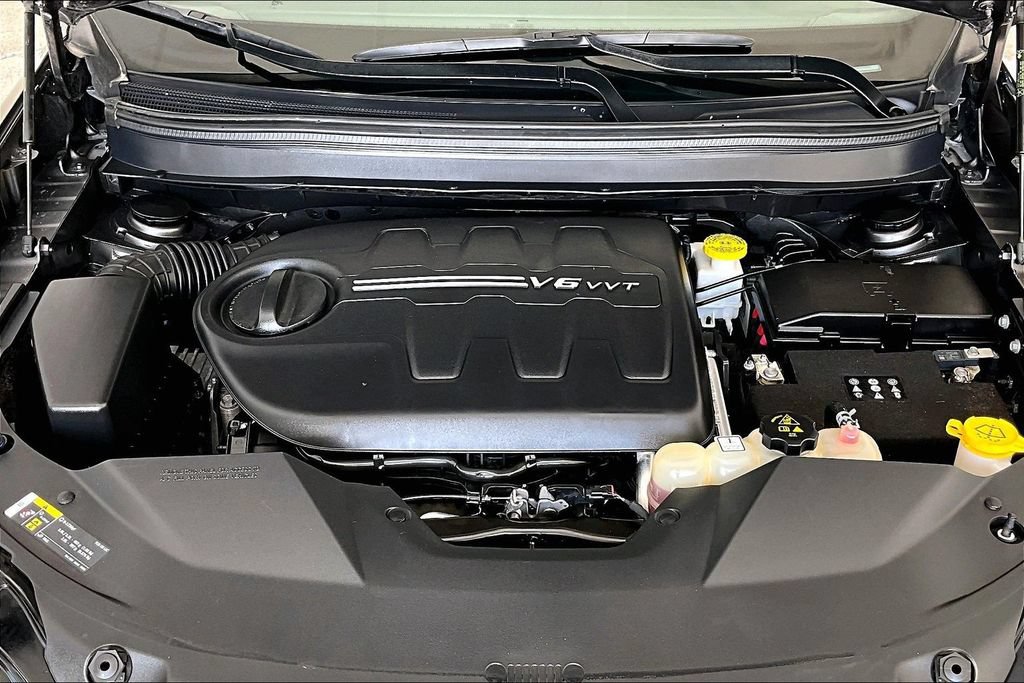 Used 2021 Jeep Cherokee Latitude Lux 80th Anniv w/ Quick Order Package 26U 80TH AWD/4WD image 12