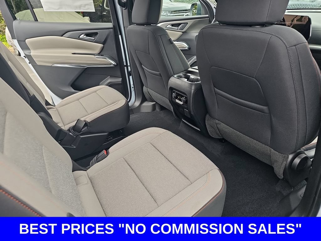 New 2026 Chevrolet Traverse LT w/ Midnight/Sport Edition FWD image 11