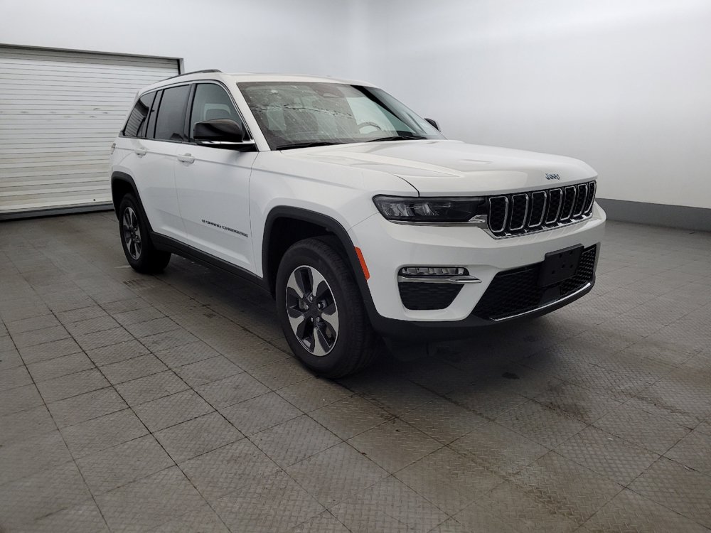 Used 2023 Jeep Grand Cherokee 4WD 4xe image 13