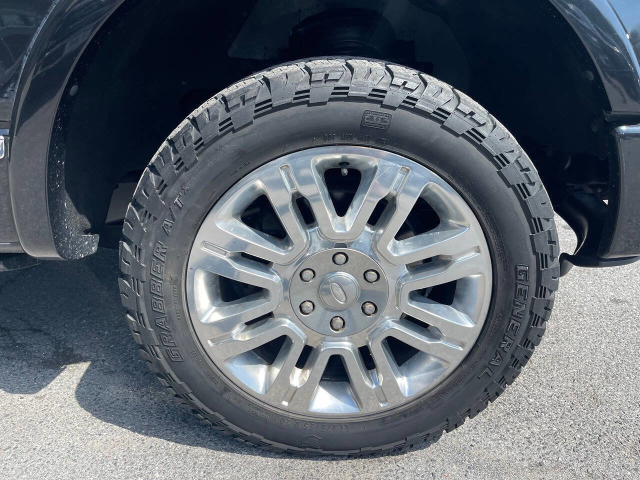 Used 2013 Ford F150 Platinum image 12