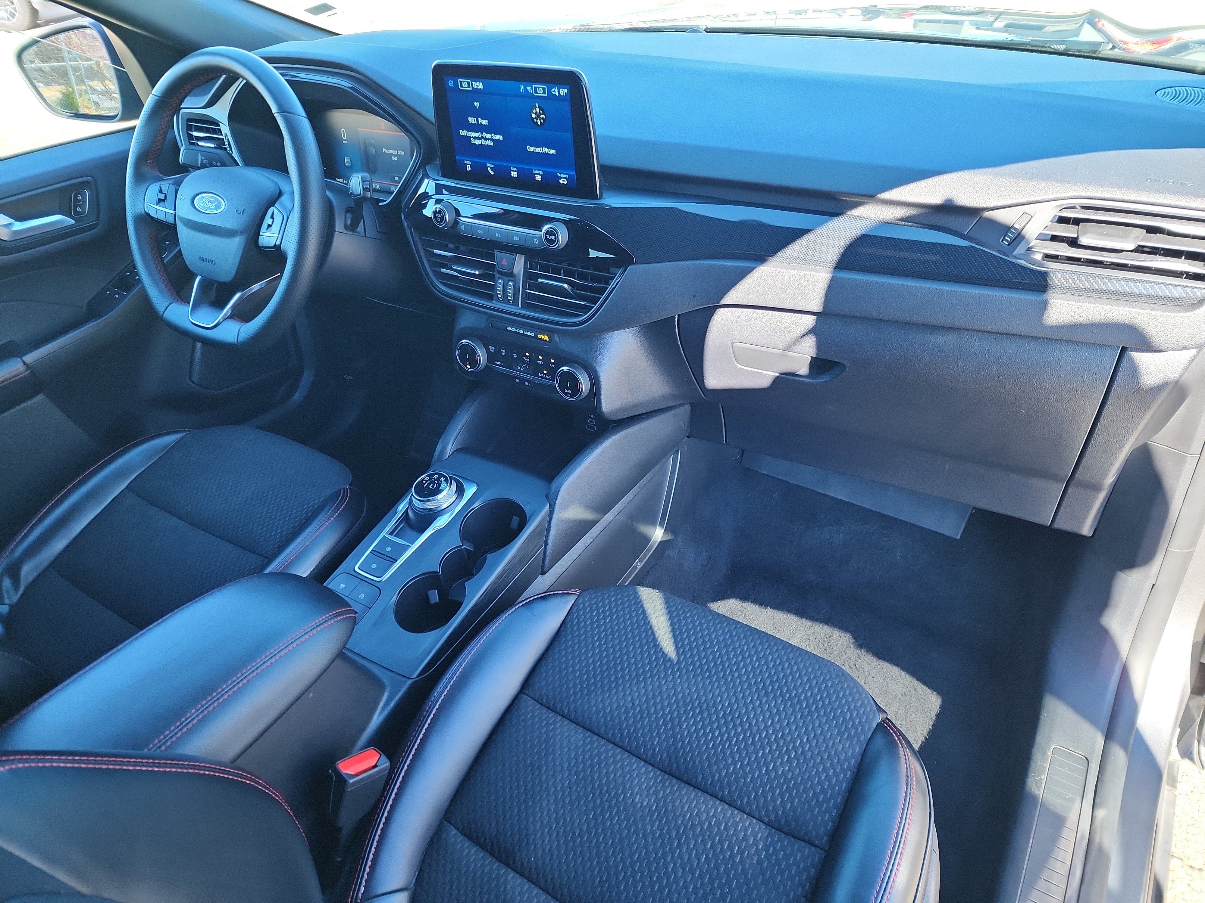 Certified 2024 Ford Escape ST-Line image 16