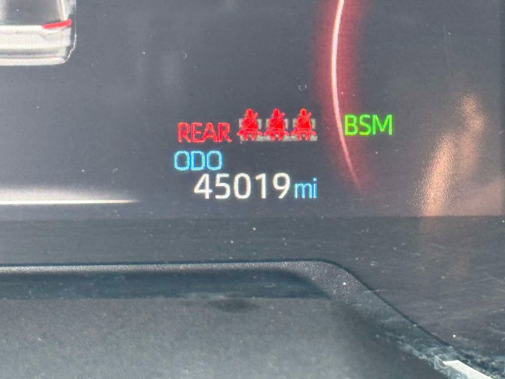 Used 2024 Toyota RAV4 XLE image 26