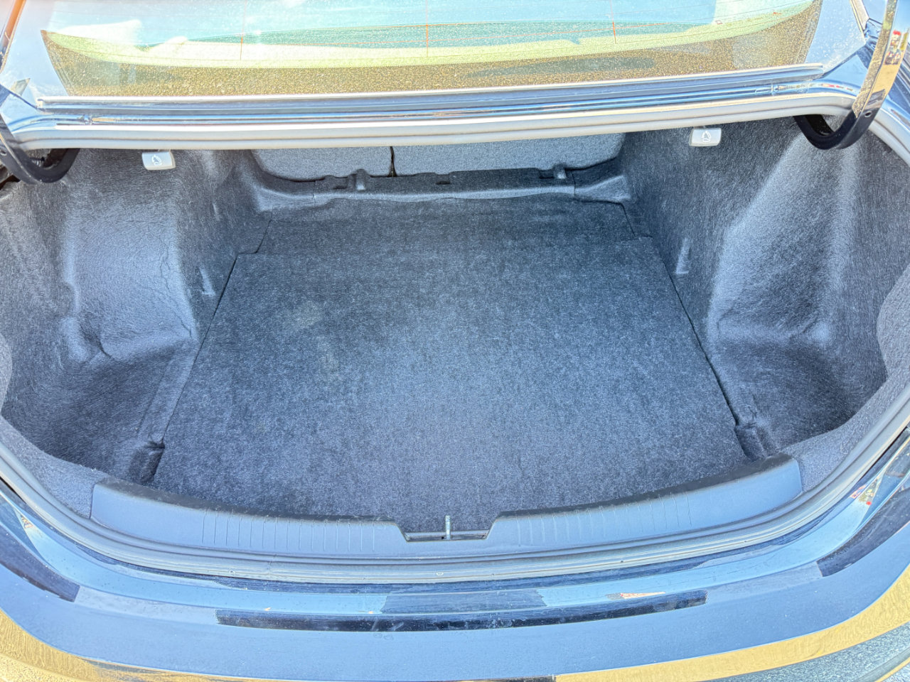 Used 2023 Chevrolet Malibu LT image 33