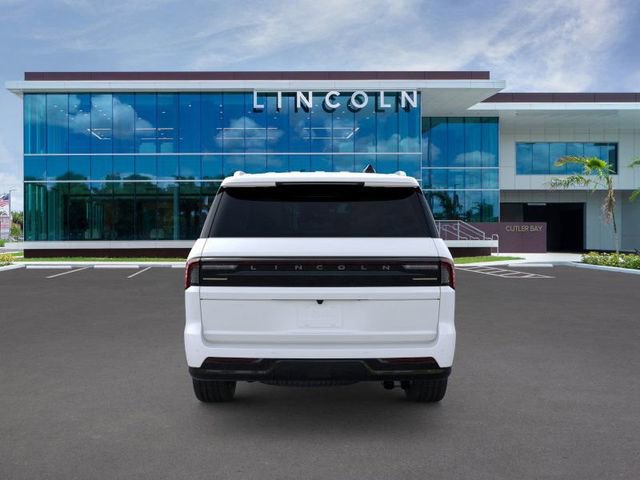 New 2026 Lincoln Navigator Premiere image 5