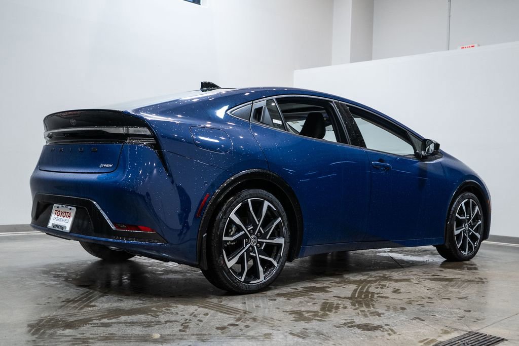 New 2026 Toyota Prius Plug-In Hybrid w/ Limited Premium Package image 7