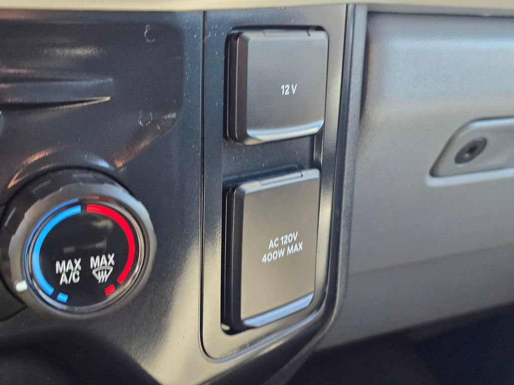 Used 2025 Ford F250 XLT w/ FX4 Off-Road Package AWD/4WD image 21