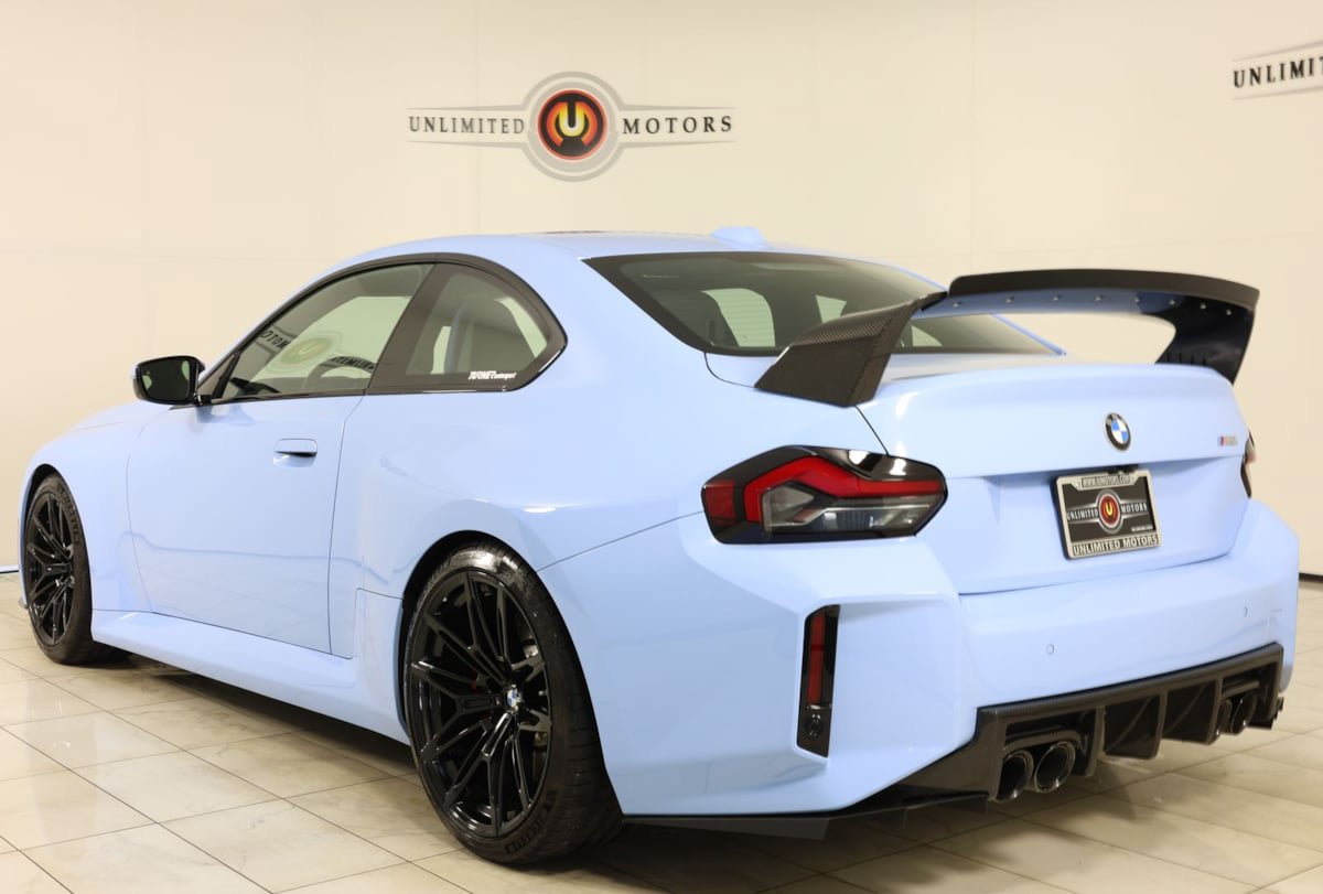 Used 2023 BMW M2 w/ Lighting Package RWD image 4