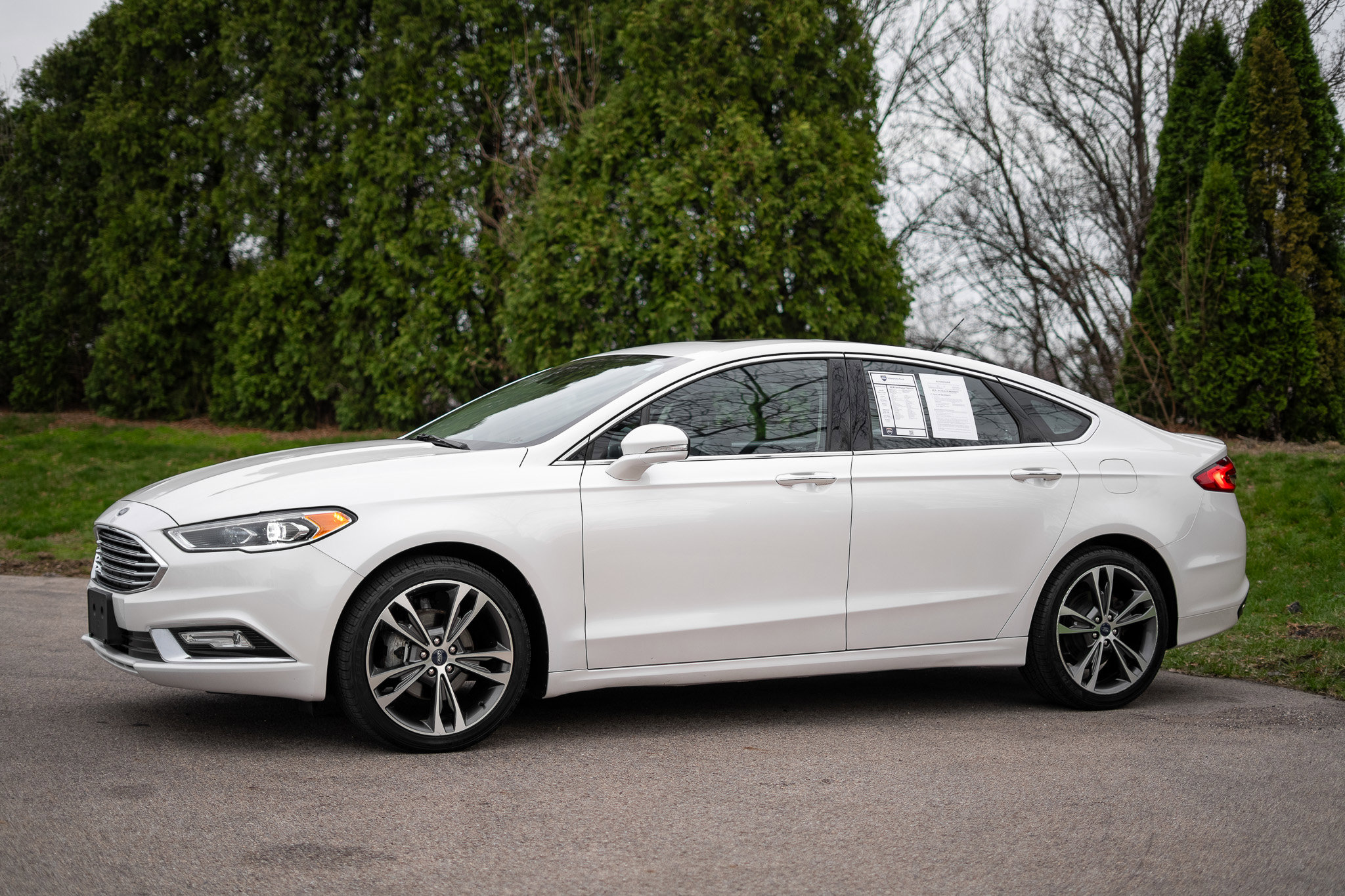 Used 2018 Ford Fusion Titanium FWD image 8