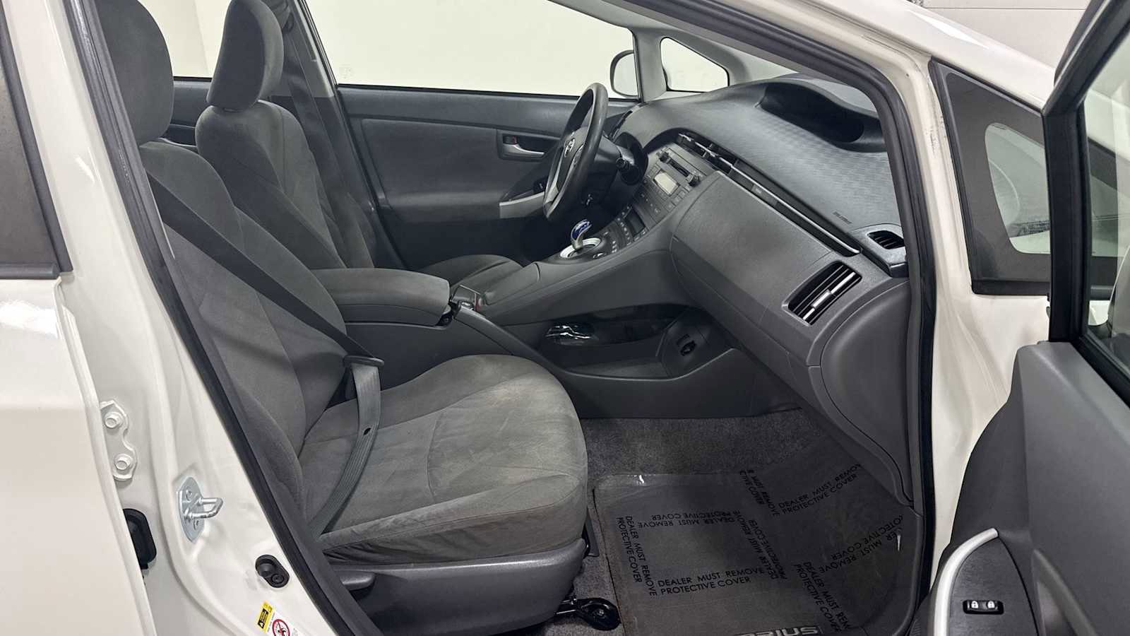 Used 2010 Toyota Prius Two image 28