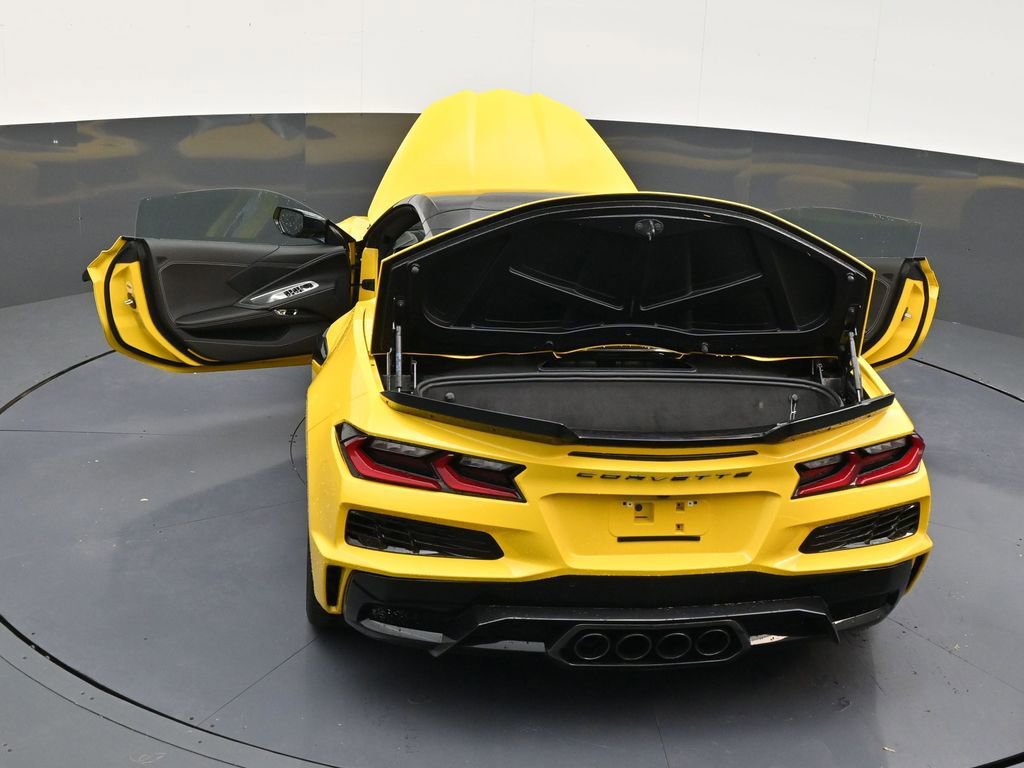 Used 2026 Chevrolet Corvette Z06 image 32