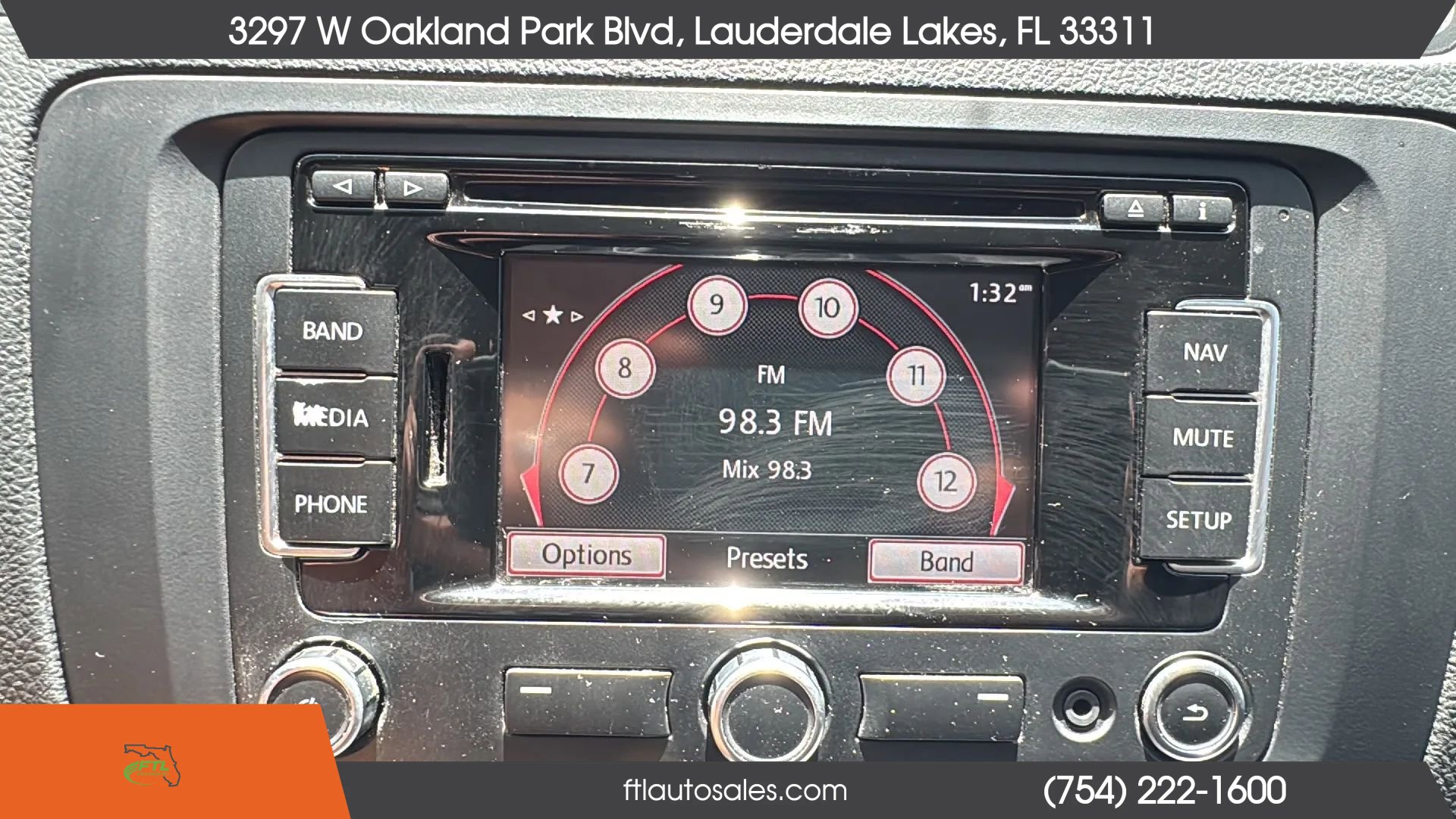 Used 2011 Volkswagen Jetta SEL image 50