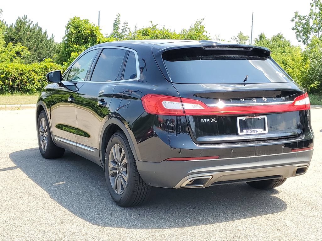 Used 2016 Lincoln MKX Premiere FWD image 3