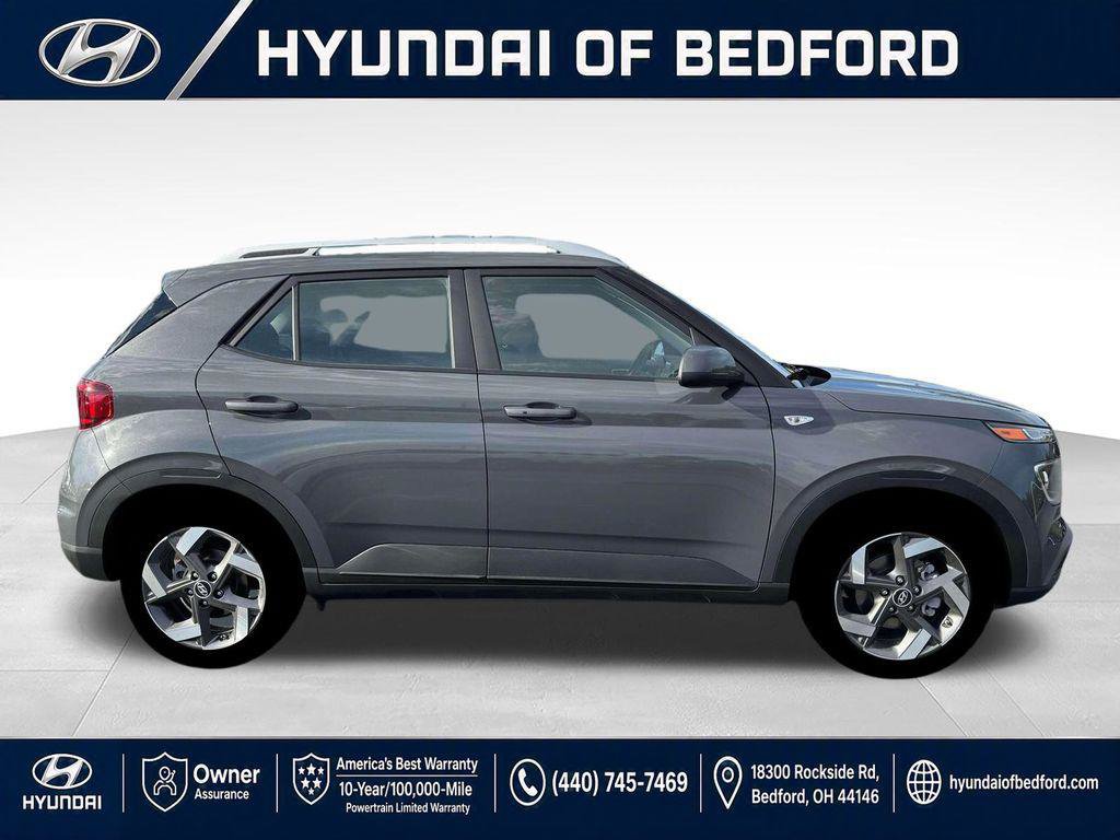New 2026 Hyundai Venue SEL FWD image 16