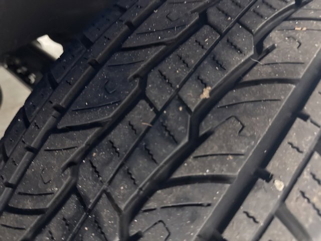 Used 2025 Chevrolet Silverado 1500 LT image 38