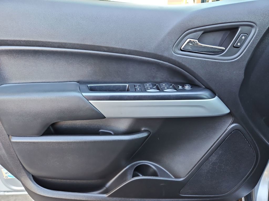 Used 2015 Chevrolet Colorado LT w/ LT Convenience Package image 25