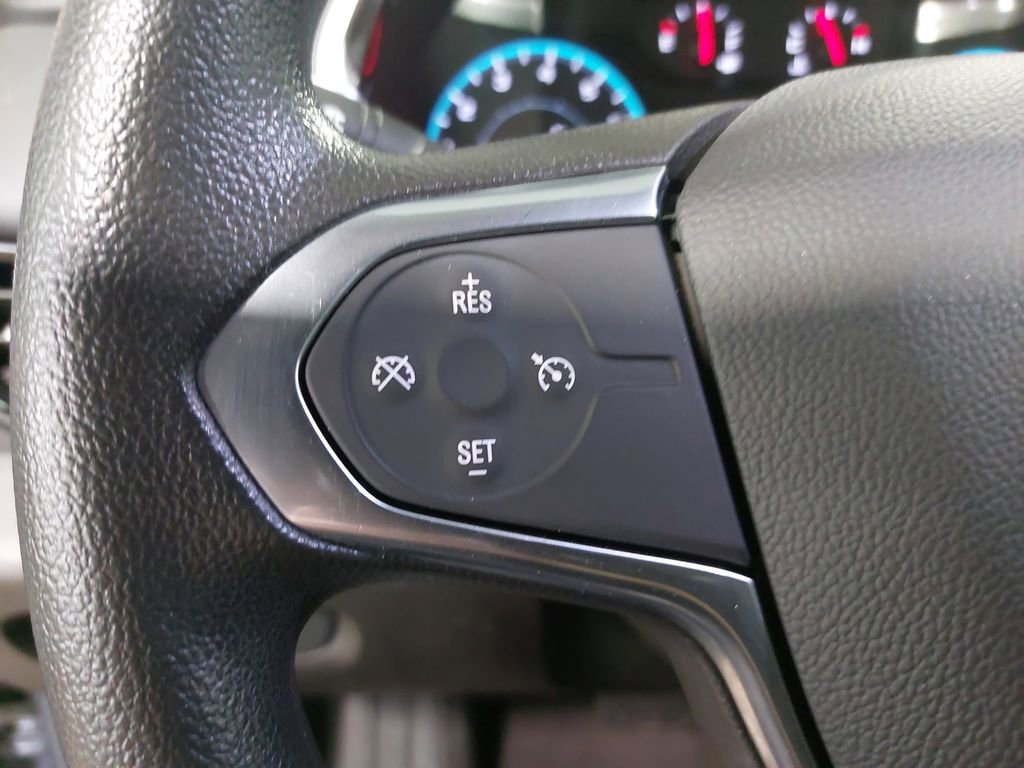 Used 2021 Chevrolet Traverse LS FWD image 16