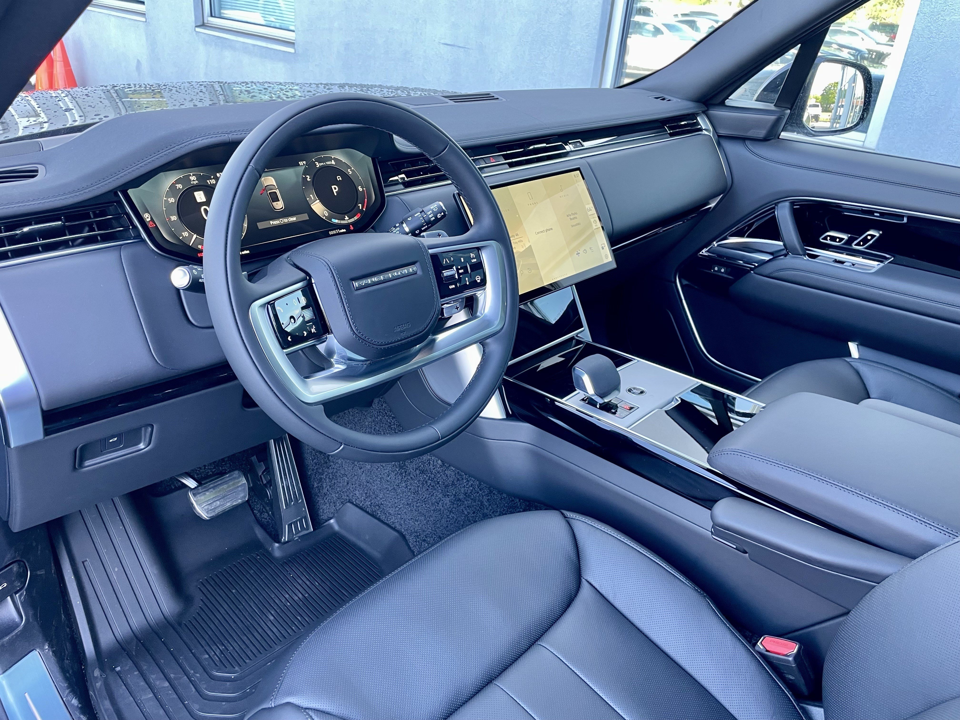 New 2026 Land Rover Range Rover SE AWD/4WD image 13