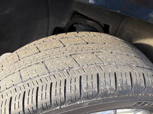 Certified 2018 Cadillac Escalade Premium Luxury image 29