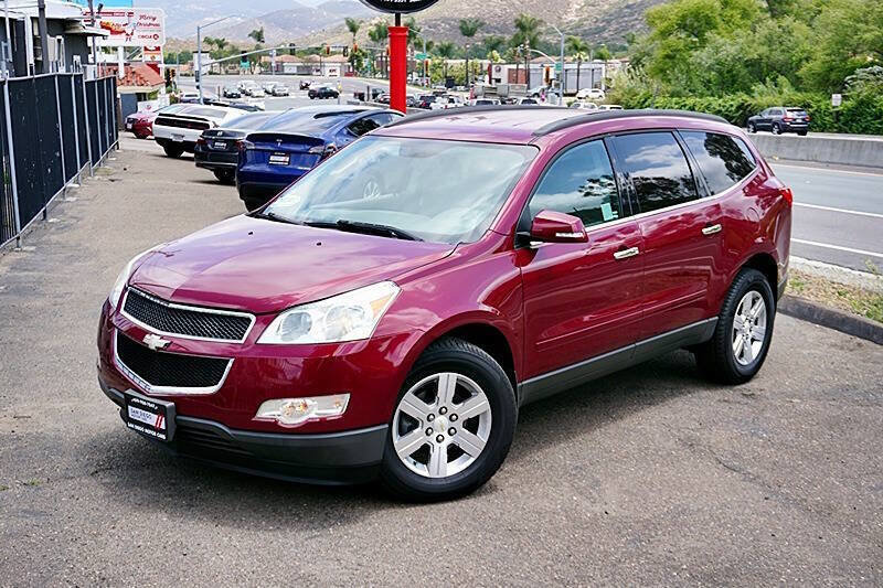 Used 2011 Chevrolet Traverse LT w/ Personal Connectivity Package AWD/4WD image 3