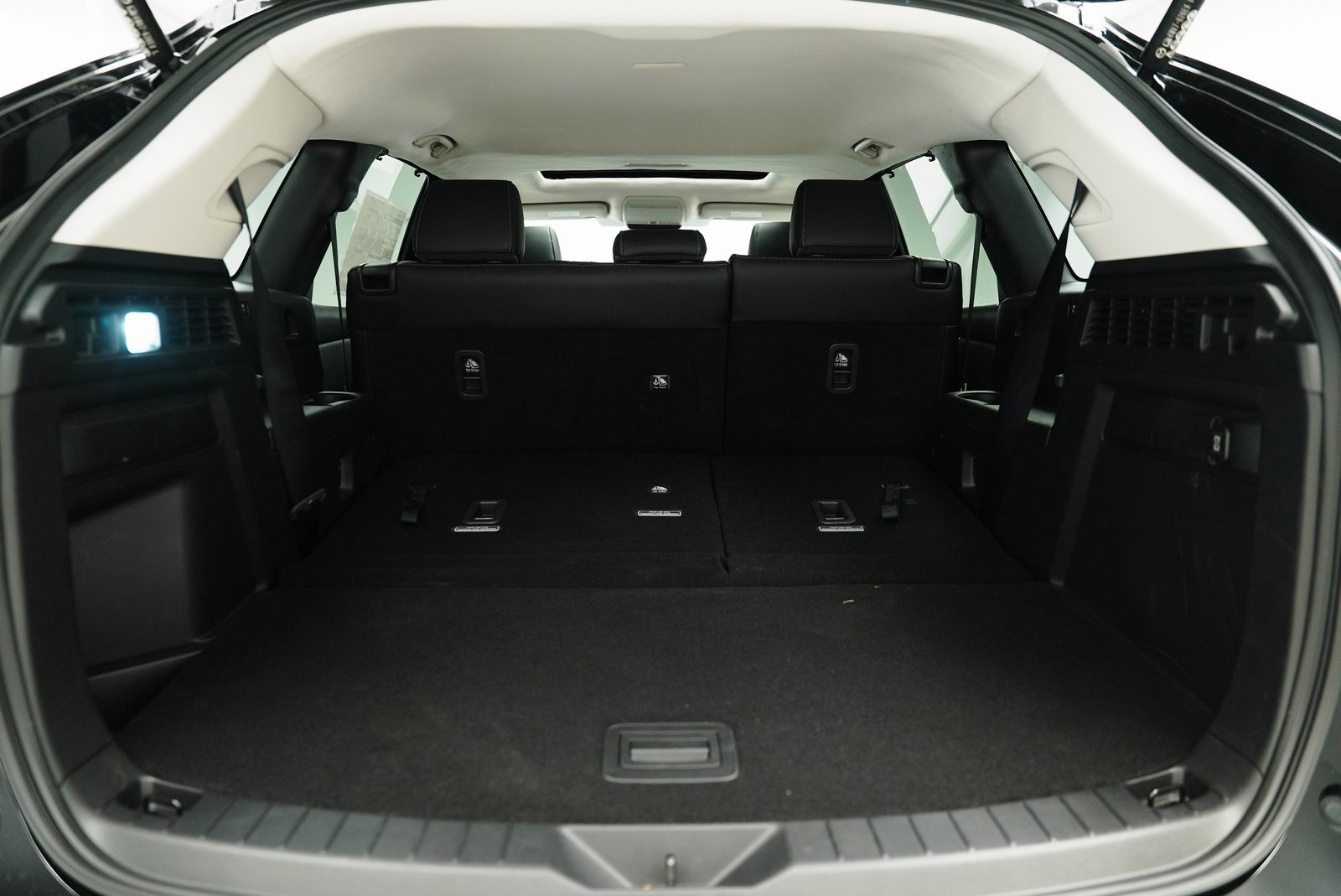 Used 2025 MAZDA CX-90 3.3 Turbo w/ Preferred Package image 33