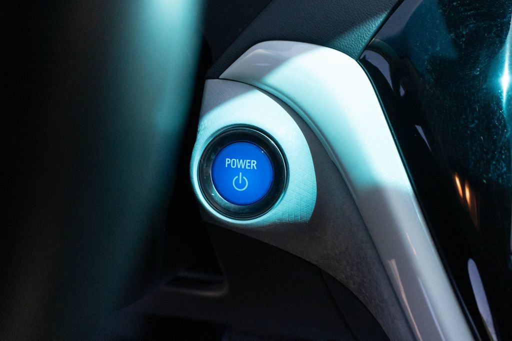 Used 2020 Chevrolet Bolt LT image 31