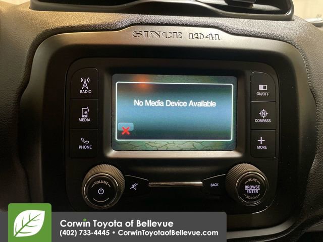 Used 2015 Jeep Renegade Latitude image 21