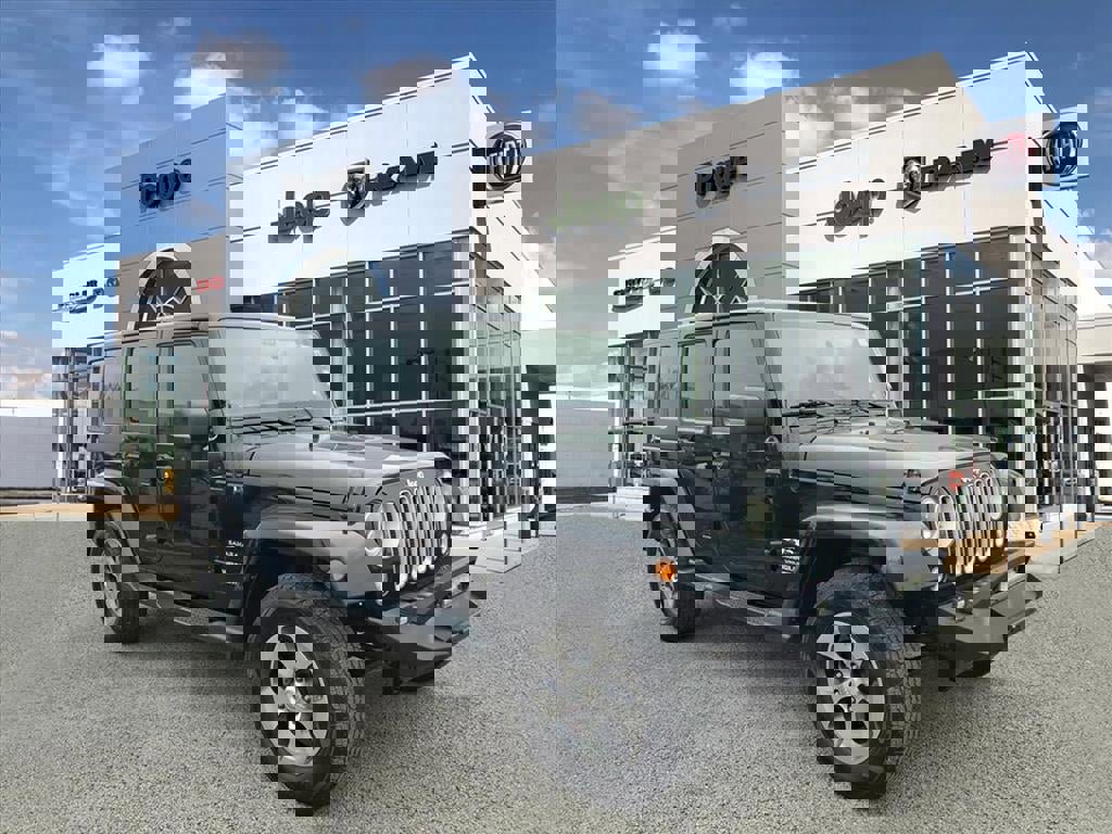 Used 2017 Jeep Wrangler Unlimited Sahara