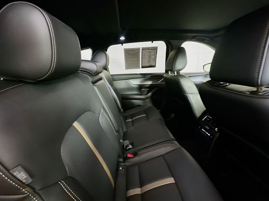 Certified 2025 MAZDA CX-70 3.3 Turbo w/ Premium Plus Pkg image 29